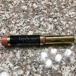 LipSense in First Love